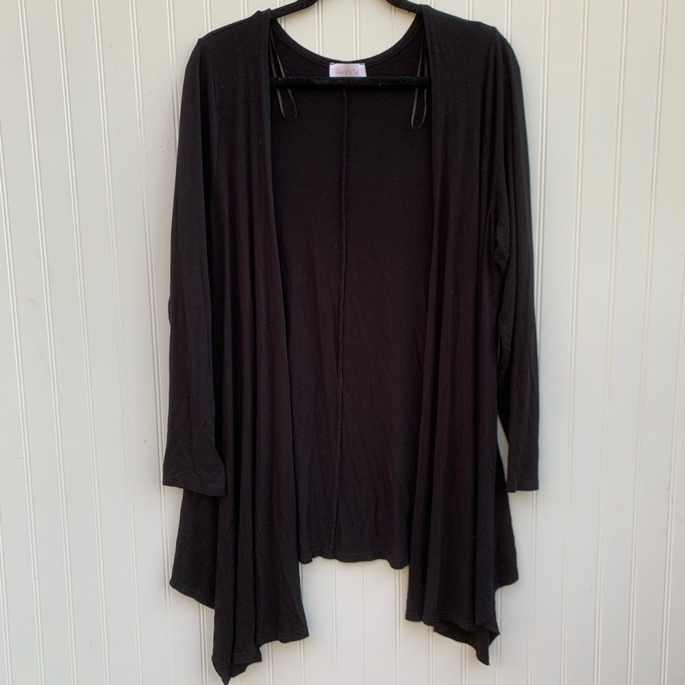 ⭐️Bump It Up Ruffled Cardigan Size 18